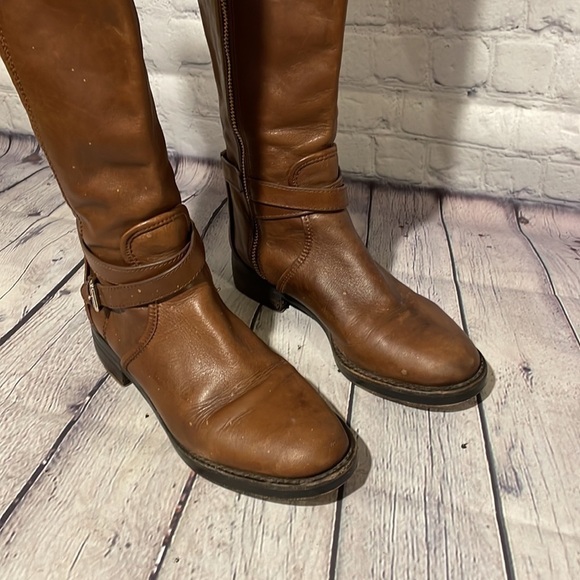 Coach British Tan Tall Boots with gold logo Sz 6B - Picture 3 of 8